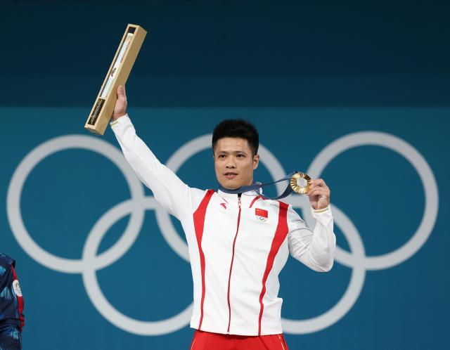 华体会体育在线-李发彬卫冕成功 巴黎周期61公斤级是属于他的时代